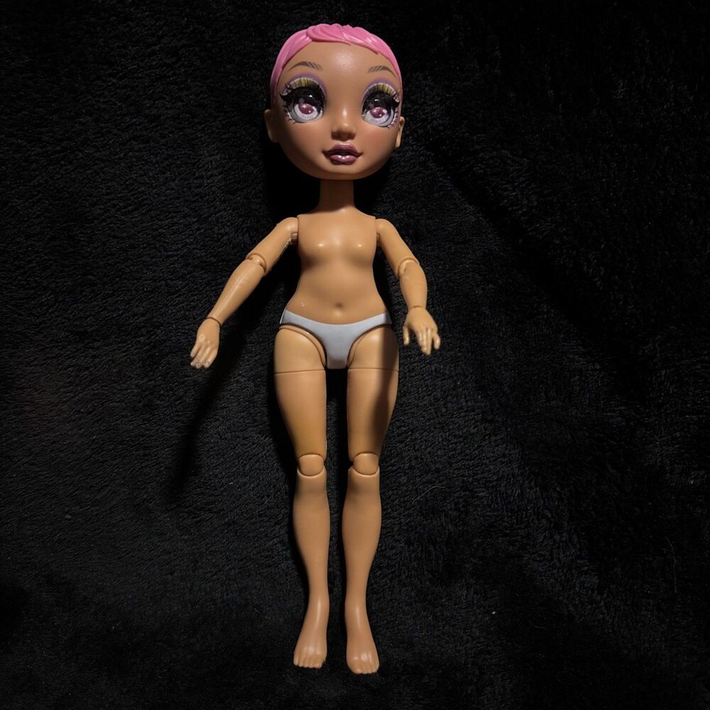 Avery Styles 2020 MGA Entertainment Rainbow High Short Pink Hair 10.5" Doll